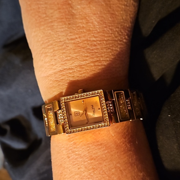 Victoria Wieck "Floating crystal" watch. - Picture 6 of 8